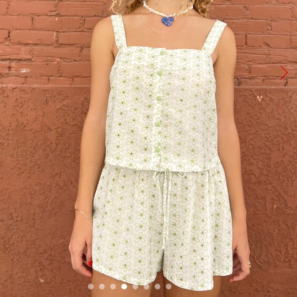 NWT Lisa Says Gah Frankie Set in Green Leaf Floral Eyelet